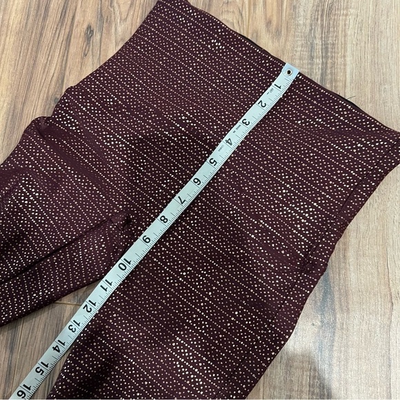 Spanx Booty Boost® Active 7/8 Leggings, Metallic Mist - Picture 10 of 12